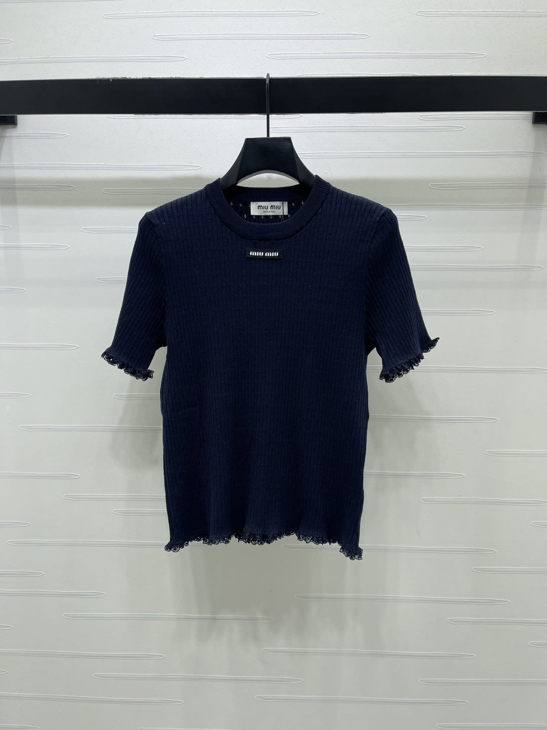 Women's short sleeves